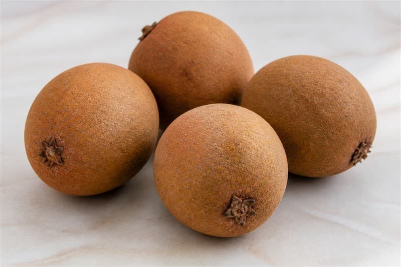 Sapota (Chikoo)